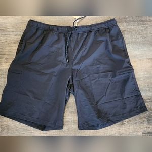 NWT Men's XXL Dark grey dri fit type short by Fort Isle.